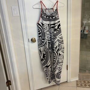 Free People Free Movement Rare Onesie Blk & Wh Padma Roses pattern Size Small